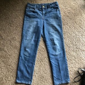 Bandolino’s Mandie Straight Average Length Jeans